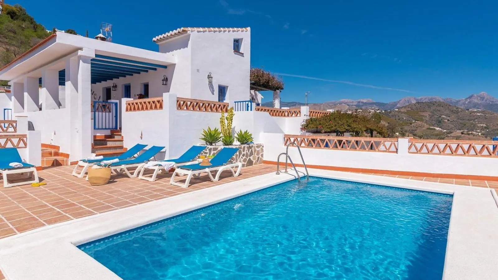 Holiday home Cortijo Raices Jurado Torrox By Ruralidays Villa